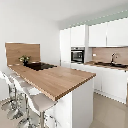 Апартаменты Evasion Douce En Centre-ville De St-raphael *