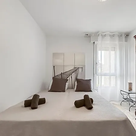 Апартаменты Evasion Douce En Centre-ville De St-raphael *