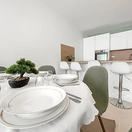 شقة Evasion Douce En Centre-ville De St-raphael *