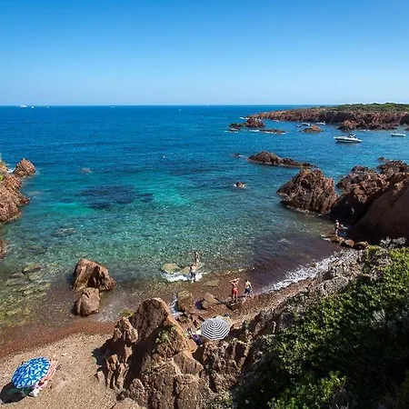 Evasion Douce En Centre-ville De St-raphael شقة *