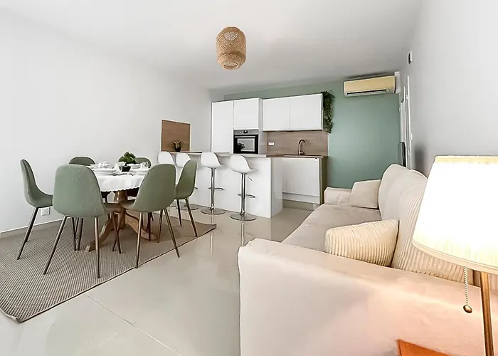 Evasion Douce En Centre-ville De St-raphael *