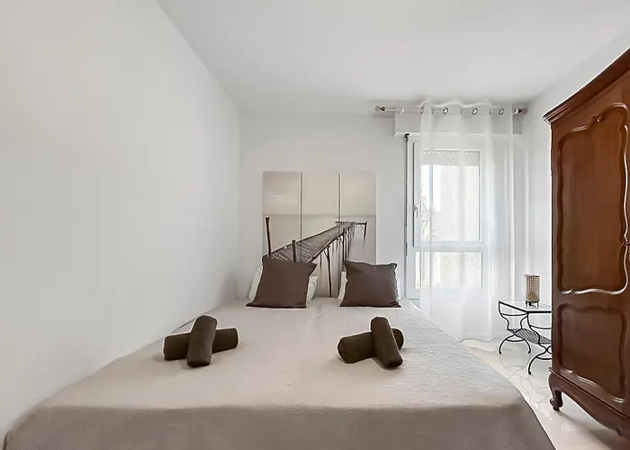 Διαμέρισμα Evasion Douce En Centre-ville De St-raphael *