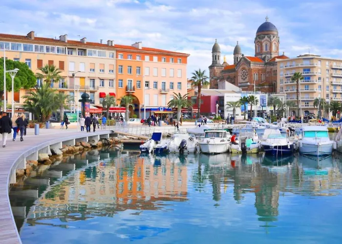Evasion Douce En Centre-ville De St-raphael Διαμέρισμα